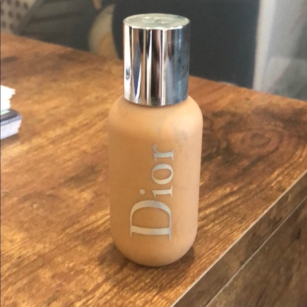 Dior BackstageFace and Body Foundation 4WO